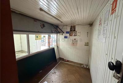 Spațiu comercial, de 60 mp, în 1 Decembrie - 2