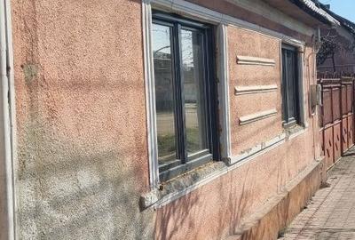 Casă cu 4 camere în Central - 2