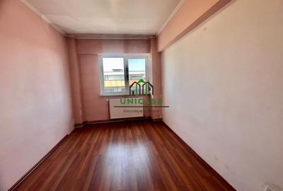 Apartament cu 3 camere decomandat în Cartierul Nord - 5