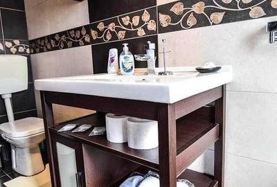 Apartament cu 3 camere decomandat în Exterior Vest - 9