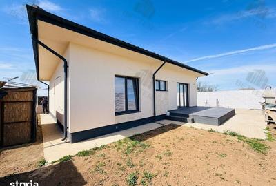 Casă cu 3 camere cu Teren 370 Mp în Vidra - 4