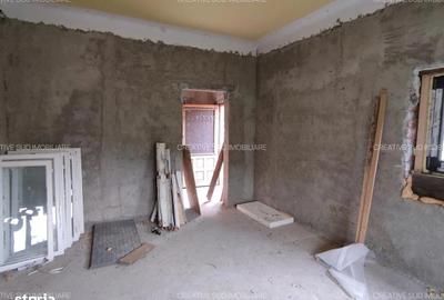 Casă cu 10 camere cu Canalizare în Furnica - 13