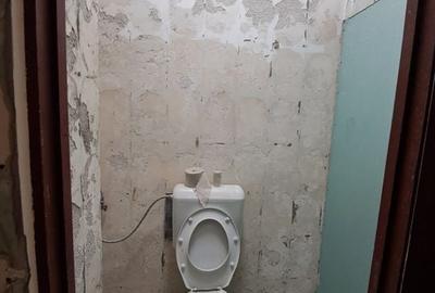 Spatiu comercial vitrina de 20 M - Metrou Eroii Revolutiei S143 - 21
