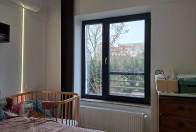 Apartament cu 2 camere decomandat în Văcăresti
