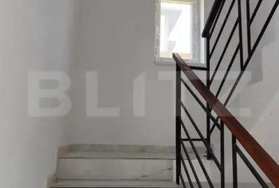 Casă cu 4 camere cu Teren 450 Mp în Central - 2