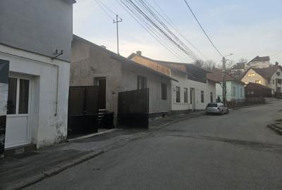 Casă cu 3 camere cu Teren 65 Mp în Central - 7