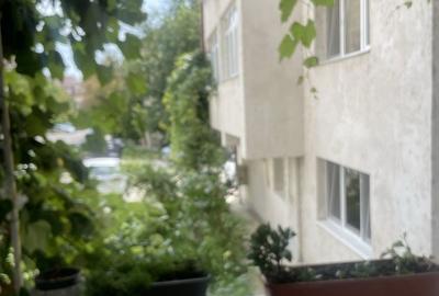 Apartament cu 2 camere decomandat în Exterior Vest