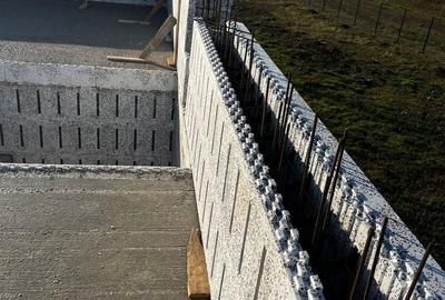 Casă cu 4 camere în Central - 3