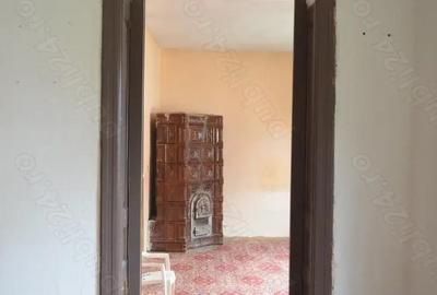 Bran-Casa de locuit cu 3 camere si teren - 9