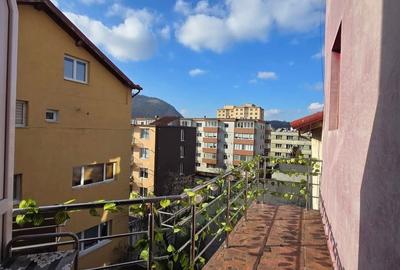 Garsonieră decomandată în Central - 8