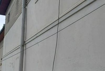 Casă cu 4 camere în Hunedoara - 2