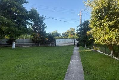 Casă cu Teren 35 Mp în Dărmănești - 1