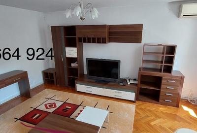 Apartament cu 3 camere decomandat în Apusului - 2