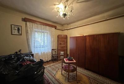 Casă cu 4 camere cu Teren 1266 Mp în Strejnicu