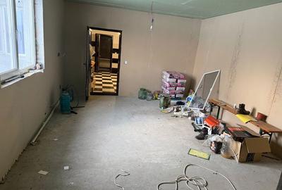 Casă cu 4 camere în Central - 5