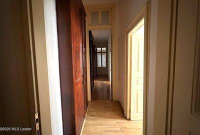 B-dul Carol 59, 222 mpu, 9 camere, etaj 1 din 3, balcoane 14 mp - 20