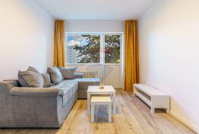 3 camere, totul nou, et 2/4, est, la cheie, comision 0 - 8