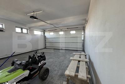 Casă cu 4 camere cu Canalizare în Podari - 2