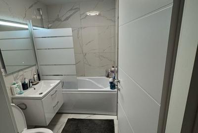 Apartament cu 3 camere decomandat în Central - 3