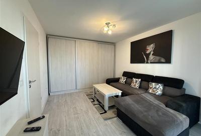Apartament cu 2 camere decomandat în Tractorul - 20
