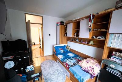 Apartament 3 camere structura mare zona Electrica- 13 Decemb - 2