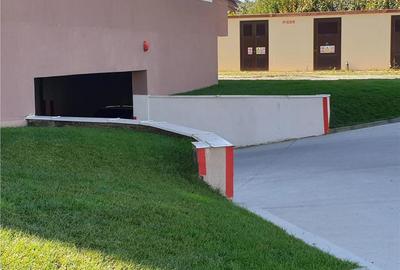 Apartament cu 4 camere decomandat, mobilat în Tractorul - 9