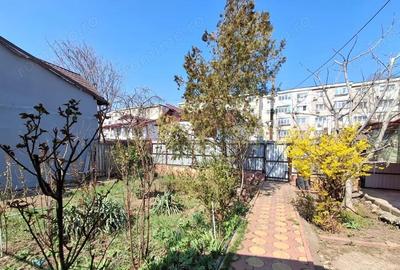 Casă cu Teren 450 Mp în Mihai Bravu - 2