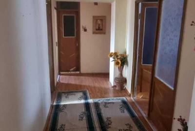 Apartament cu 4 camere decomandat în Central - 8