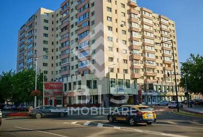 Apartament etaj 3 - Lift Zona Winmark - 1