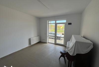 Spațiu comercial, de 23 mp, în Central - 1