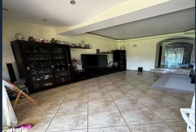 Apartament cu 6 camere în Afumați - 1