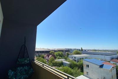 Apartament cu 3 camere decomandat în Theodor Pallady