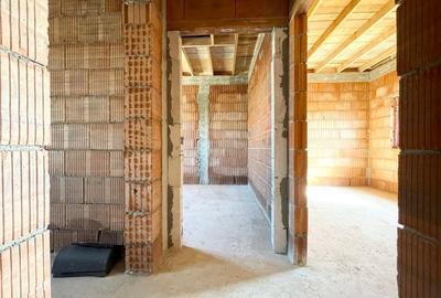 Duplex cu 3 camere cu Canalizare în Moșnița Nouă - 5