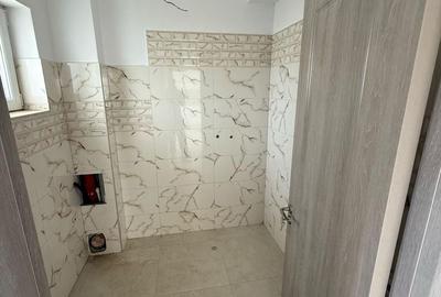 Duplex cu 4 camere cu Canalizare în Exterior Est - 8