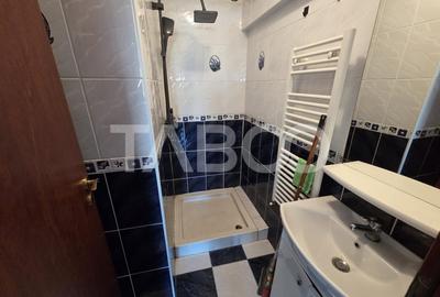 Apartament cu 4 camere decomandat în Făgăraș - 10