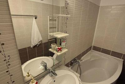 Apartament cu 2 camere decomandat în Lacul Tei - 1