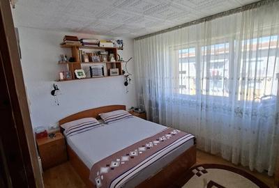 Apartament cu 2 camere semidecomandat în Craiovița Nouă - 7