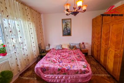 Casă individuală cu 2 camere cu Canalizare în Girocului - 2