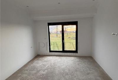 Apartament cu 3 camere semidecomandat în Moșnița Nouă - 2