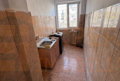 Apartament cu 2 camere semidecomandat în Inel II - 3