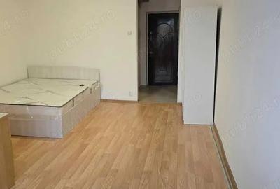 Garsoniera titan-piata minis - 1