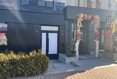 Spațiu comercial, de 75 mp, în Central - 4