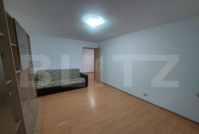 Apartament 3 camere, 68 mp, zona Stadion - 1