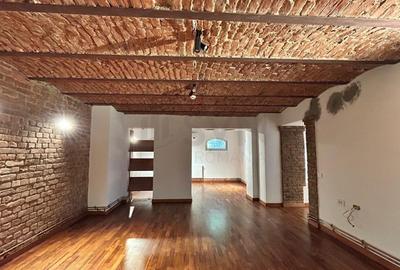 Casă individuală cu 19 camere cu Canalizare în Grădina Icoanei - 4