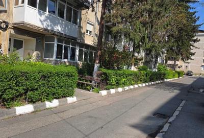 Apartament cu 2 camere decomandat în Traian