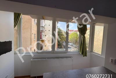 Apartament cu 3 camere decomandat în Aradului - 5