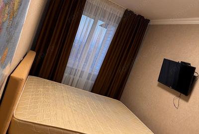 Apartament cu 2 camere semidecomandat în P-ța Universității