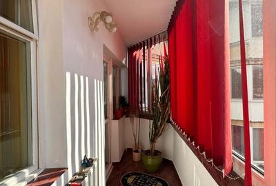 Apartament cu 2 camere decomandat în Central - 2