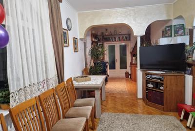 Vand in Gornesti casa cu 3 camere,dependinte, 1400 mp teren - 6