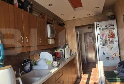 Apartament cu 3 camere decomandat în Micro 14 - 4